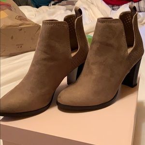 Booties, Size 8, New with out Tags, Justfab